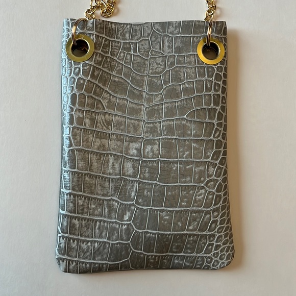 NEW Leather cell phone crossbody/pouch - Picture 4 of 12